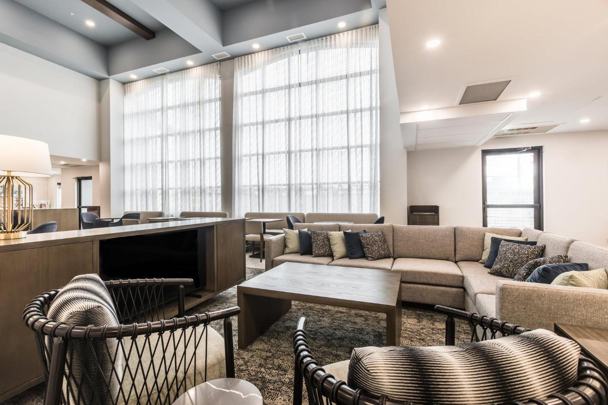 Staybridge Suites - Dawson Creek By Ihg Exteriör bild
