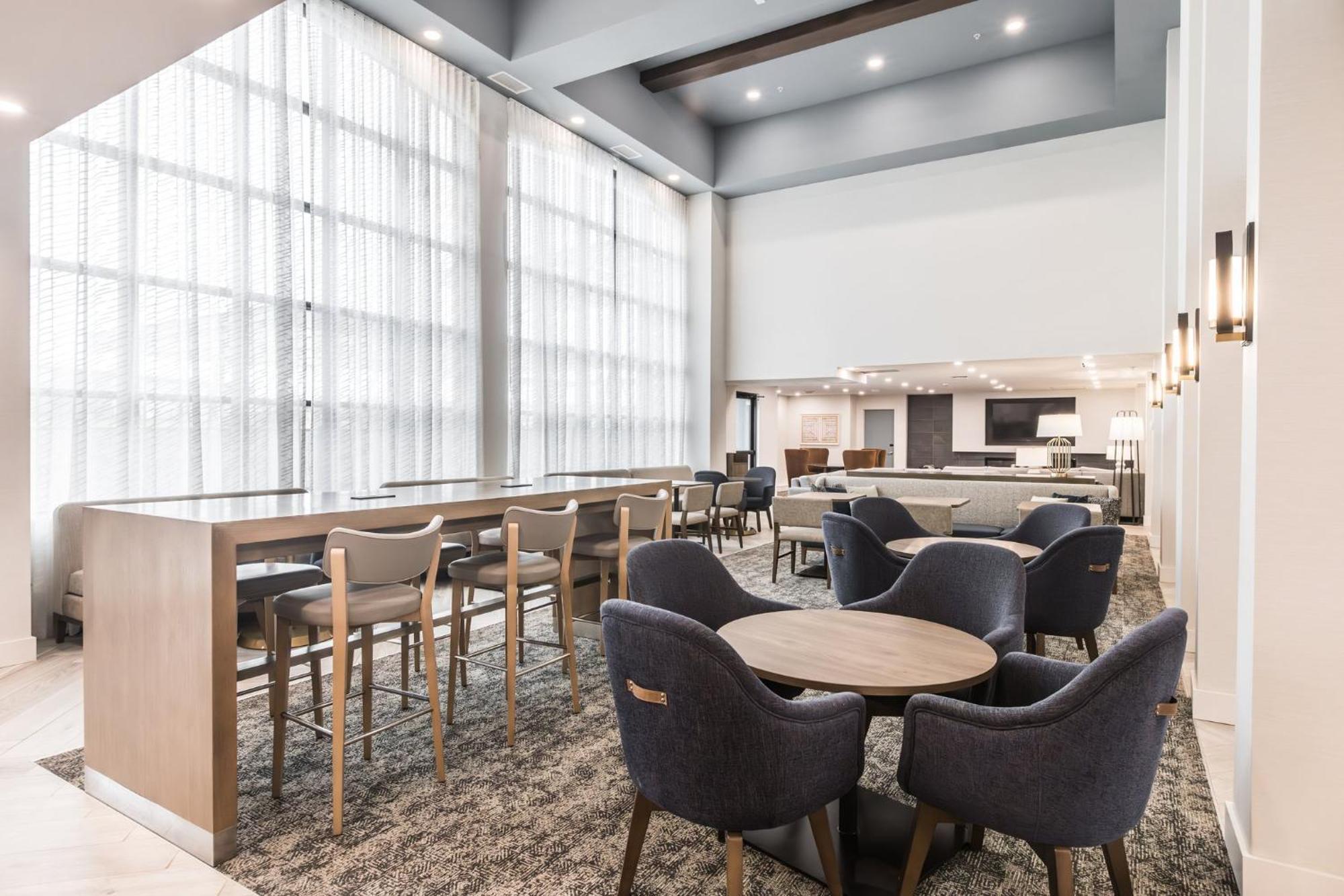 Staybridge Suites - Dawson Creek By Ihg Exteriör bild