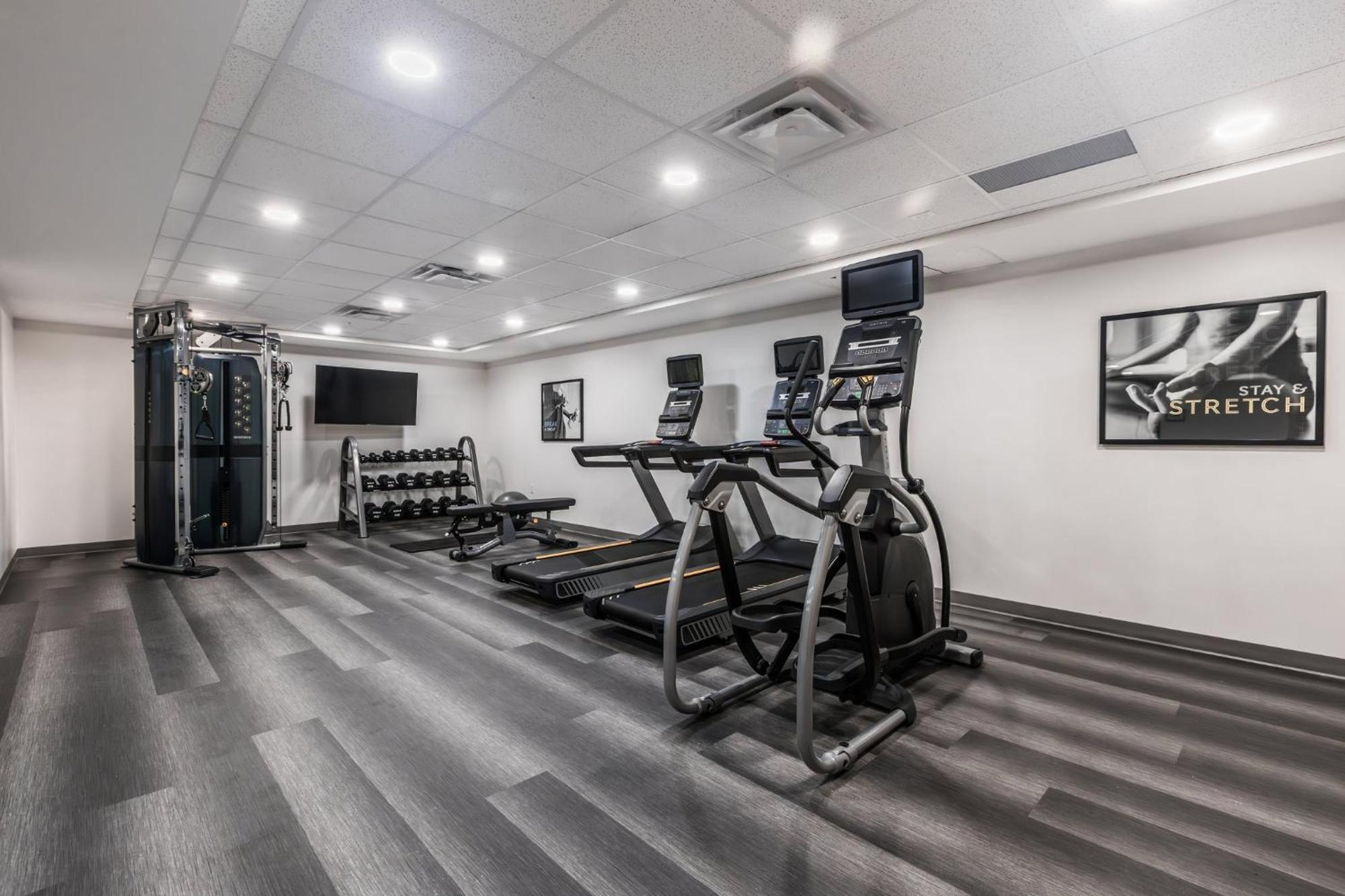 Staybridge Suites - Dawson Creek By Ihg Exteriör bild