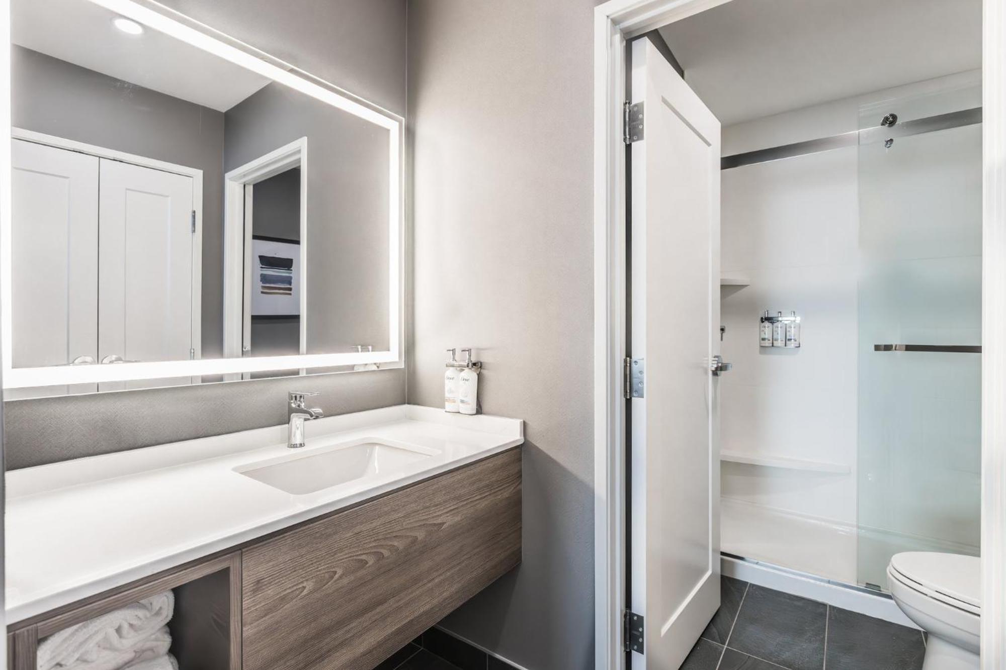 Staybridge Suites - Dawson Creek By Ihg Exteriör bild